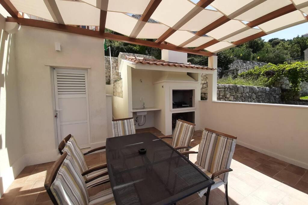 Villa Pergola -Apartment Roko Млини Экстерьер фото